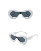 Load image into Gallery viewer, “IG Baddie” Sunglasses

