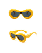 Load image into Gallery viewer, “IG Baddie” Sunglasses
